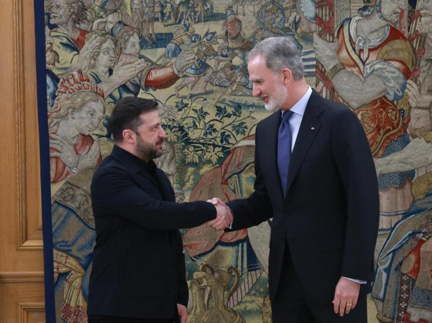 Felipe VI junto a Zelenski este miércoles.