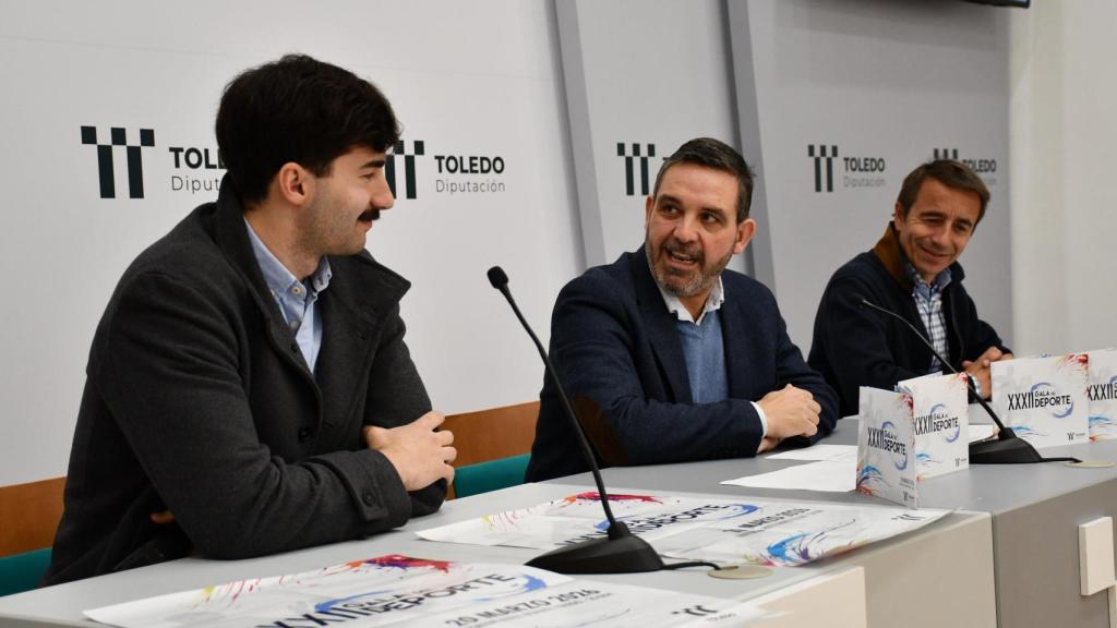 Jesús Gordillo junto a Joaquín Romera en rueda de prensa.
