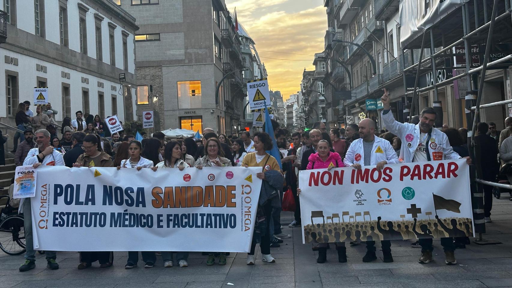 Manifestación Sindicato O'Mega en Vigo