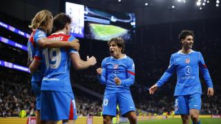 Los jugadores del Atlético de Madrid celebran el gol de Julián Álvarez ante el Tottenham Hotspur.