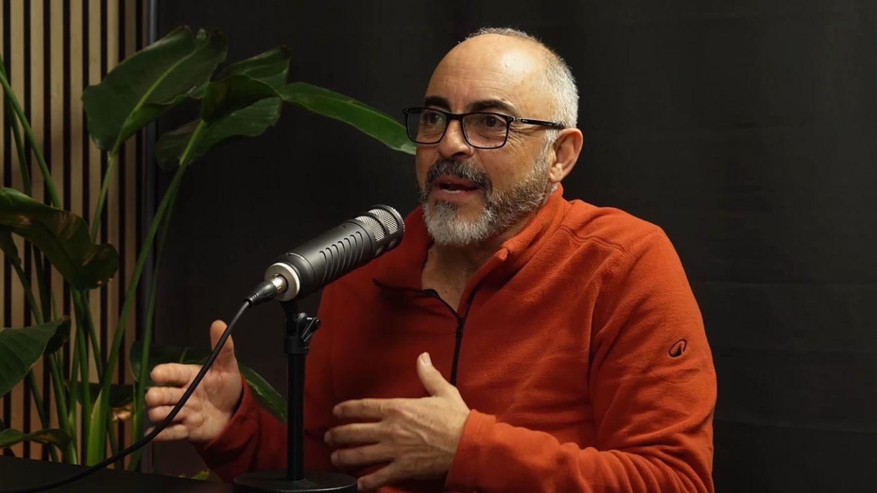 Romualdo González, agricultor de pistachos.