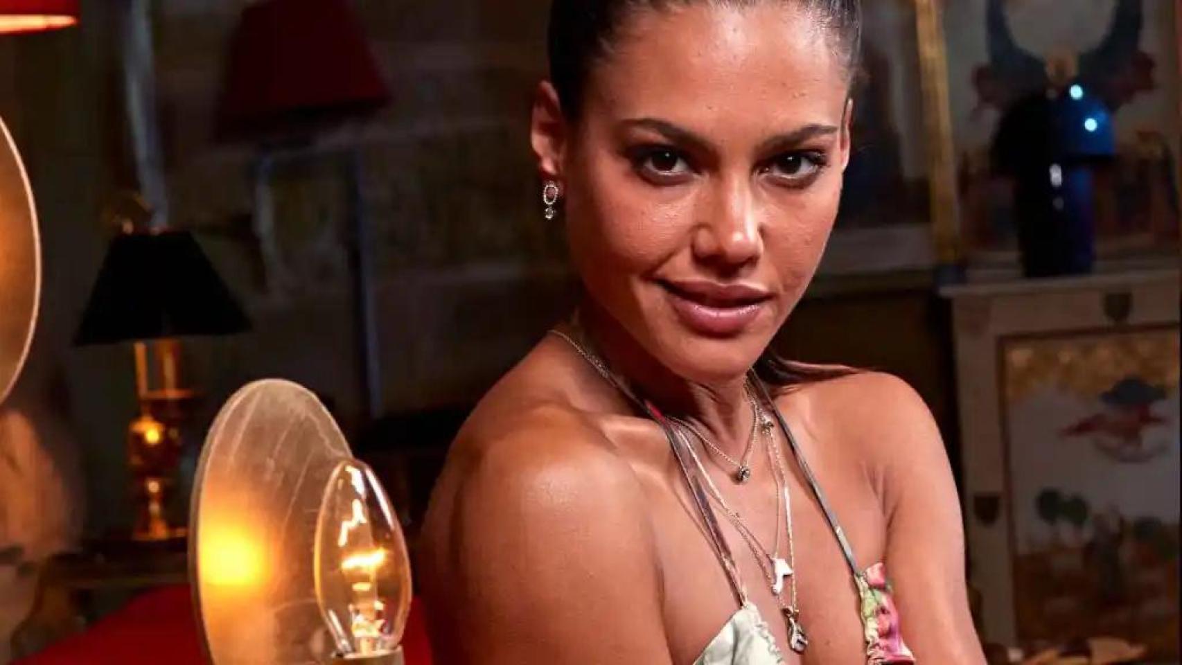 Apolonia Lapiedra en una imagen promocional de 'Traitors España' en 'HBO Max'.