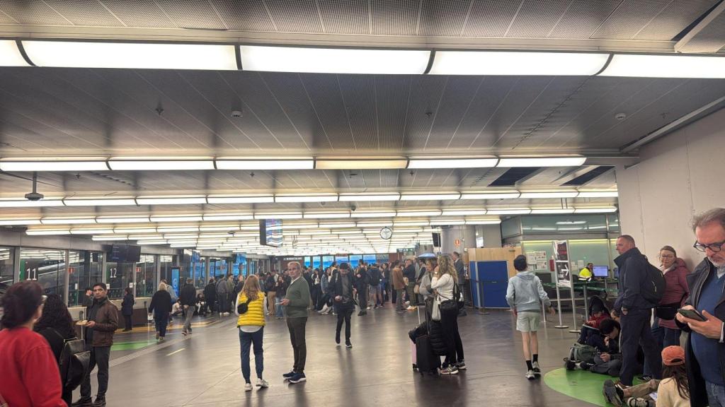 Viajeros en la estación Atocha