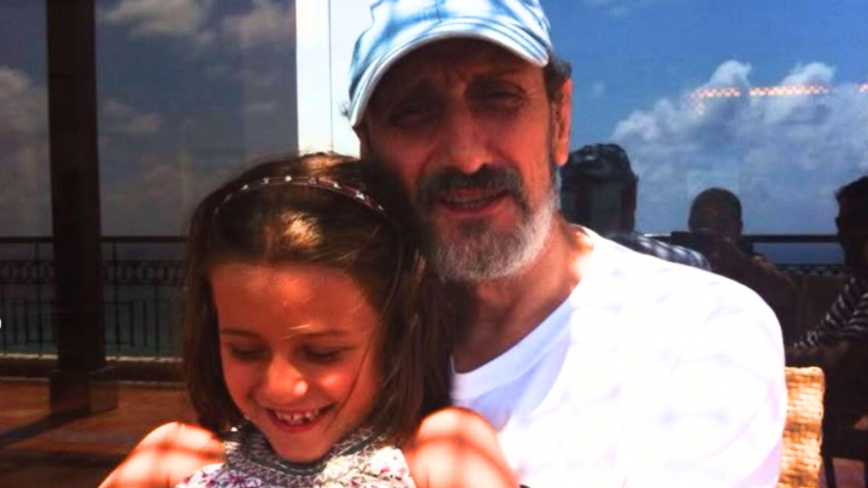 José Luis Gil y su hija