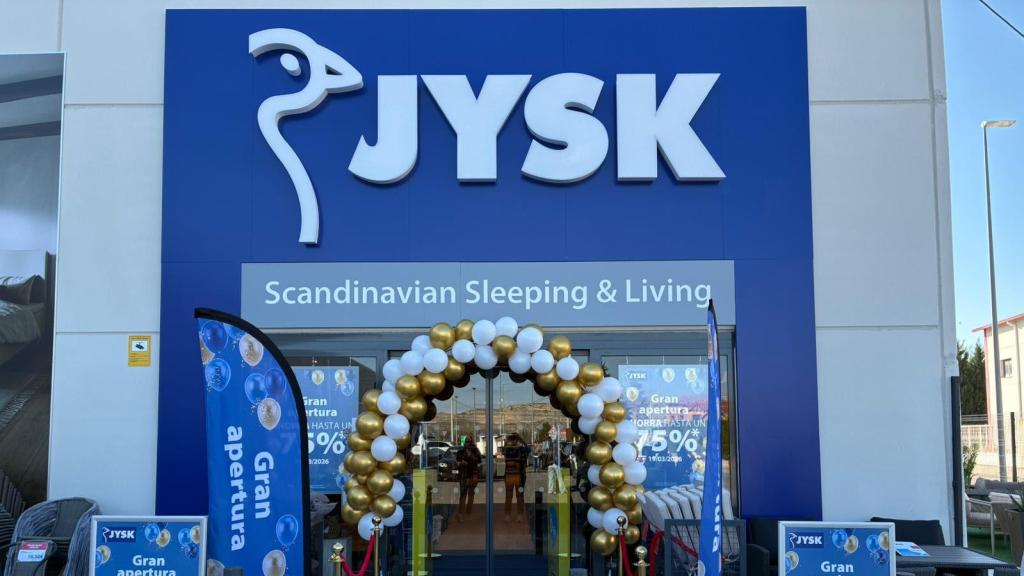 Exterior nueva tienda Jysk