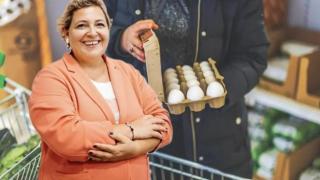 lourdes-madre-11-hijos-compra-semanal-no-faltan-4-litros-leche