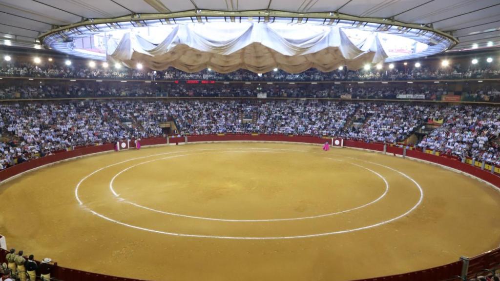 Interior de la plaza de toros de la Misericordia.