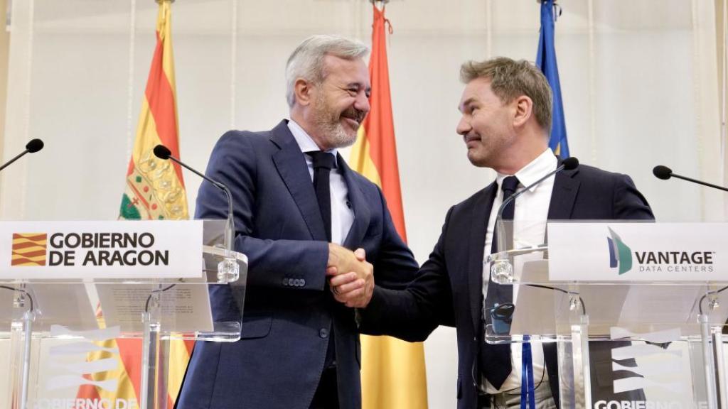 Jorge Azcón, presidente de Aragón, y David Howson, de Vantage Data Centers