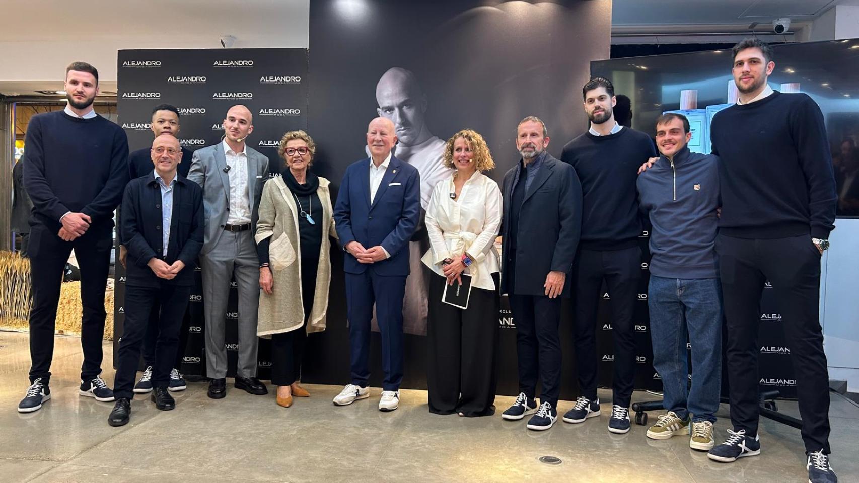 La presentación de los nuevos perfumes de Alejandro Moda.