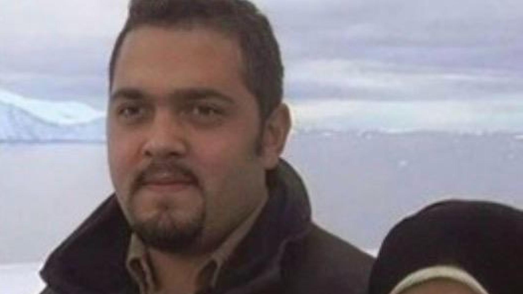 Eissa Hashemi, su madre Masoumeh Ebtekar es una exdiputada iraní