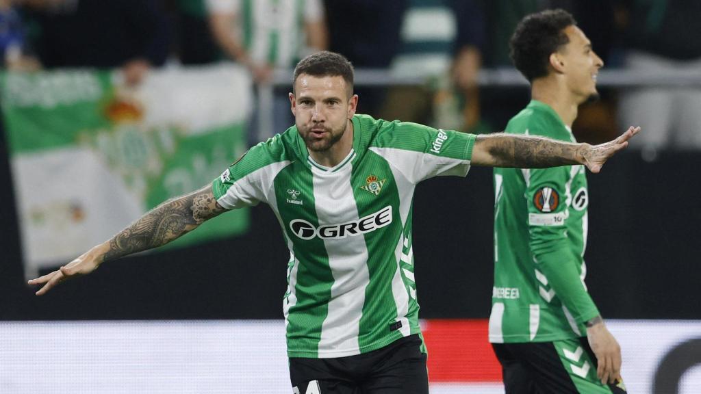 Aitor Ruibal celebra su gol ante Panathinaikos.