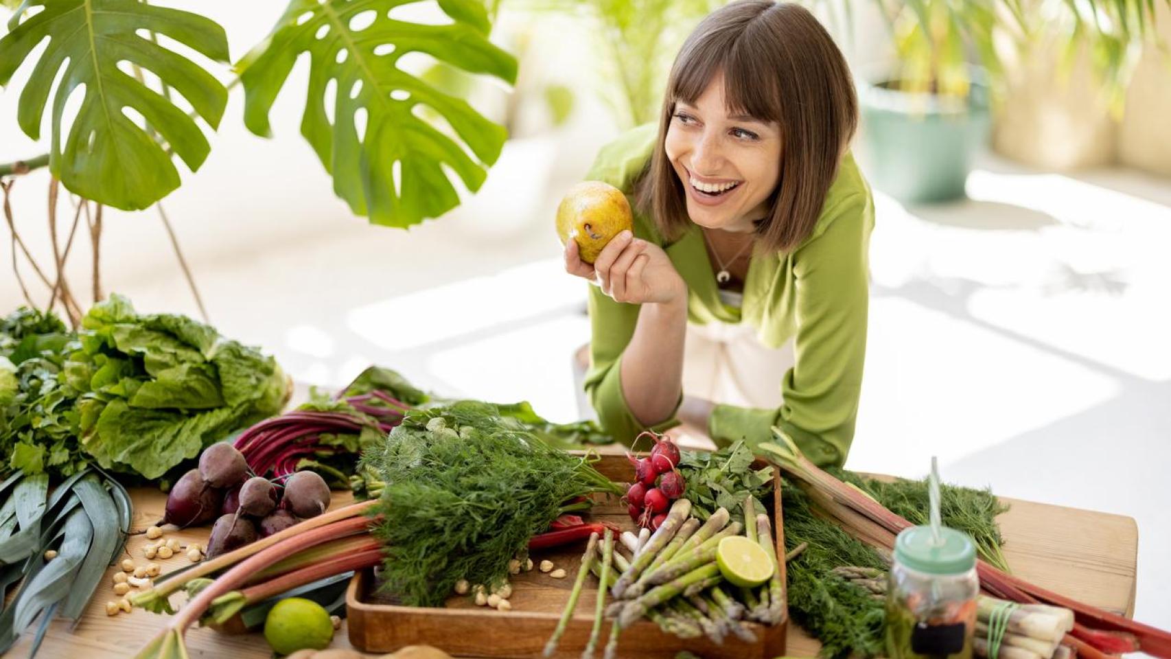 Alimentos naturales, menos estrés y contacto con la naturaleza son factores imprescindibles para la salud.