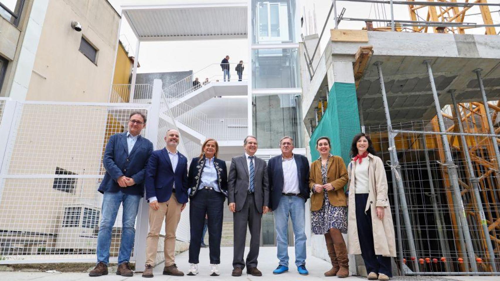 Vigo inaugura la humanización de Hispanidad y un ascensor que conecta Beiramar con O Castro
