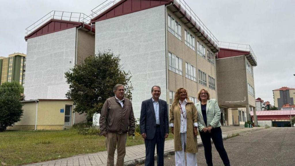 Javier Pardo, Abel Caballero y Carmela Silva en el CEP Celso Emilio Ferreiro de Vigo