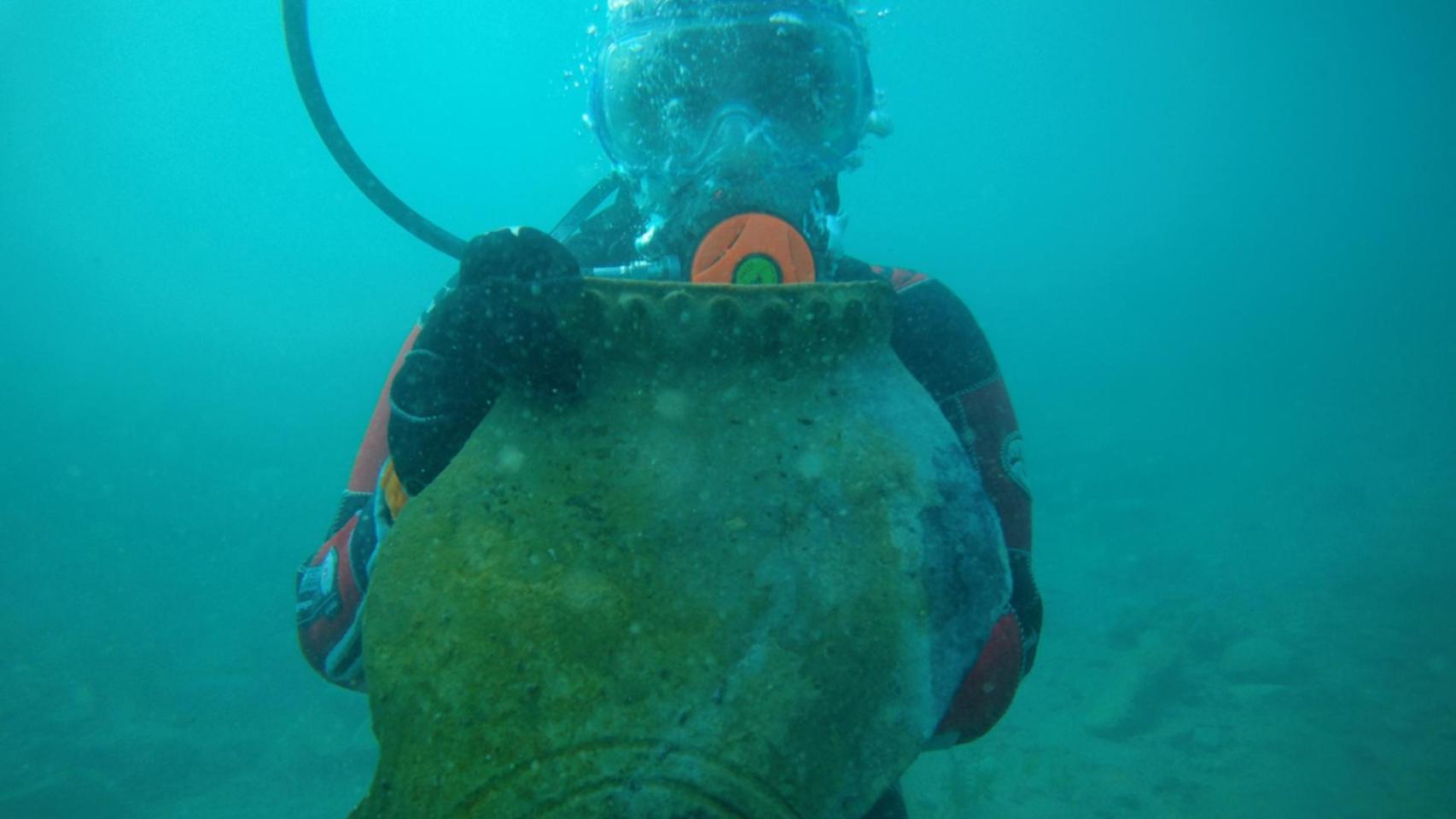 Rusia cambia las normas de la historia: descubre restos de una civilización de 1.000 años sumergida en las profundidades