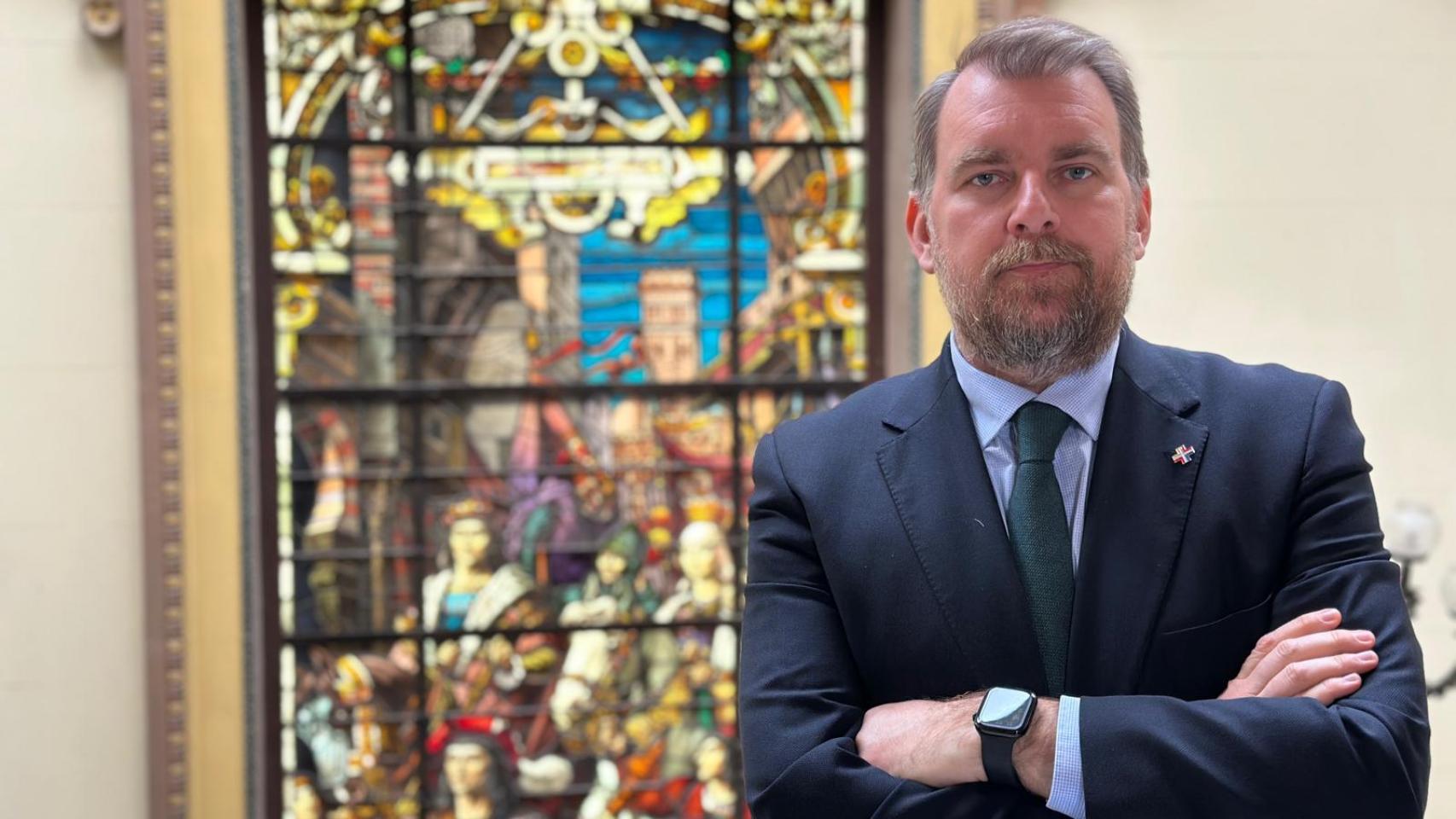 Daniel Ureña, presidente de The Hispanic Council, posa en el Ayuntamiento de Málaga para este diario.