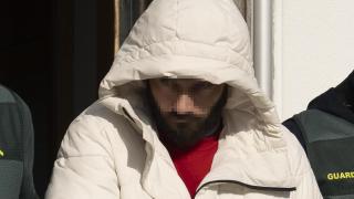 El presunto asesino del joven Soufian a su salida del juzgado de O Porriño