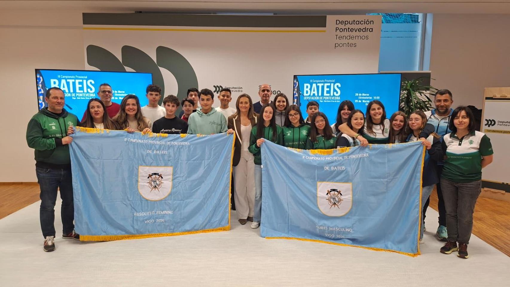 Acto de presentación Bandeira Deputación de Pontevedra de Traiñeiras