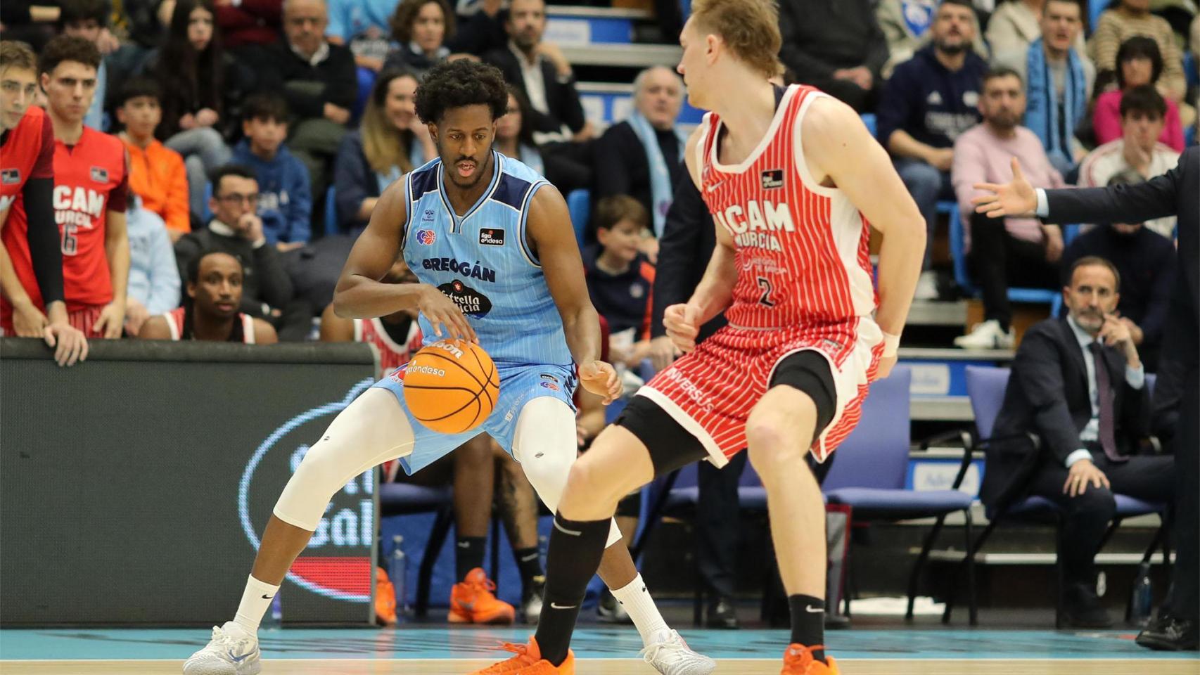 Partido del CB Breogán ante UCAM Murcia en el Pazo dos Deportes de Lugo.