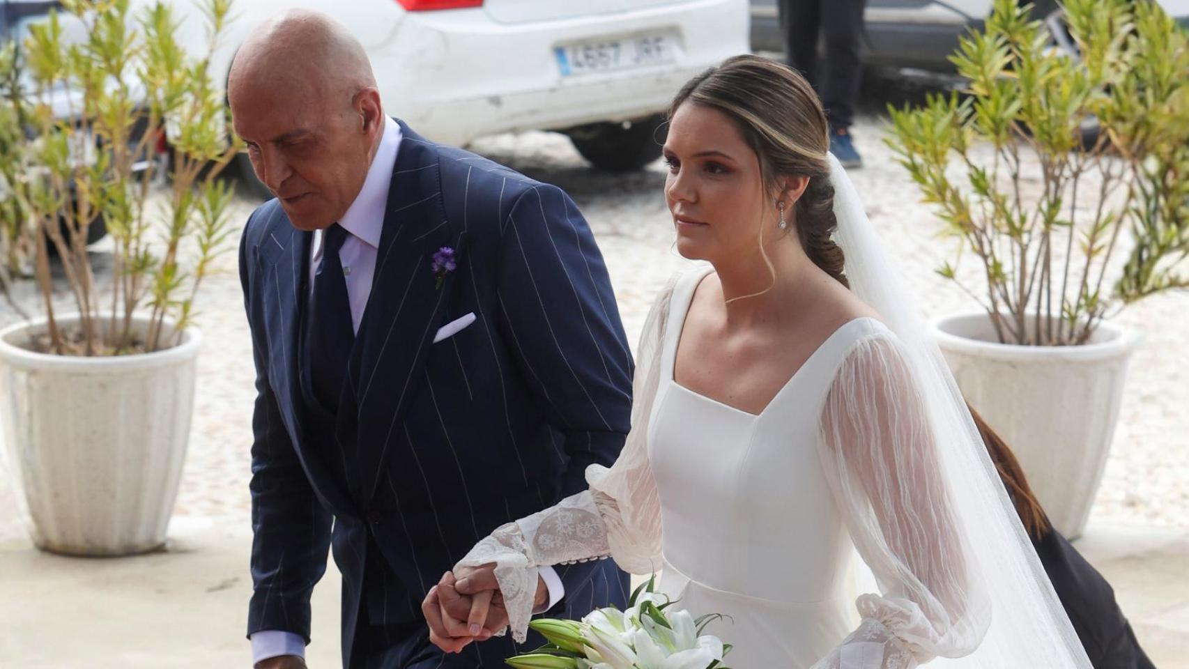 Kiko Matamoros ha ejercido de padrino en la boda de su hija Irene.