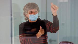 The deciting gesture of María Soledad Iparraguirre, 'Anboto', during one of her juicios in the National Audience in 2021.