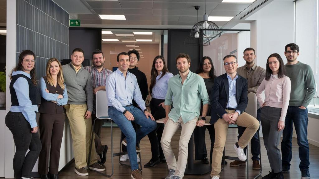 El equipo de Legálitas que ha desarrollado el asistente de asesoramiento legal Álex.