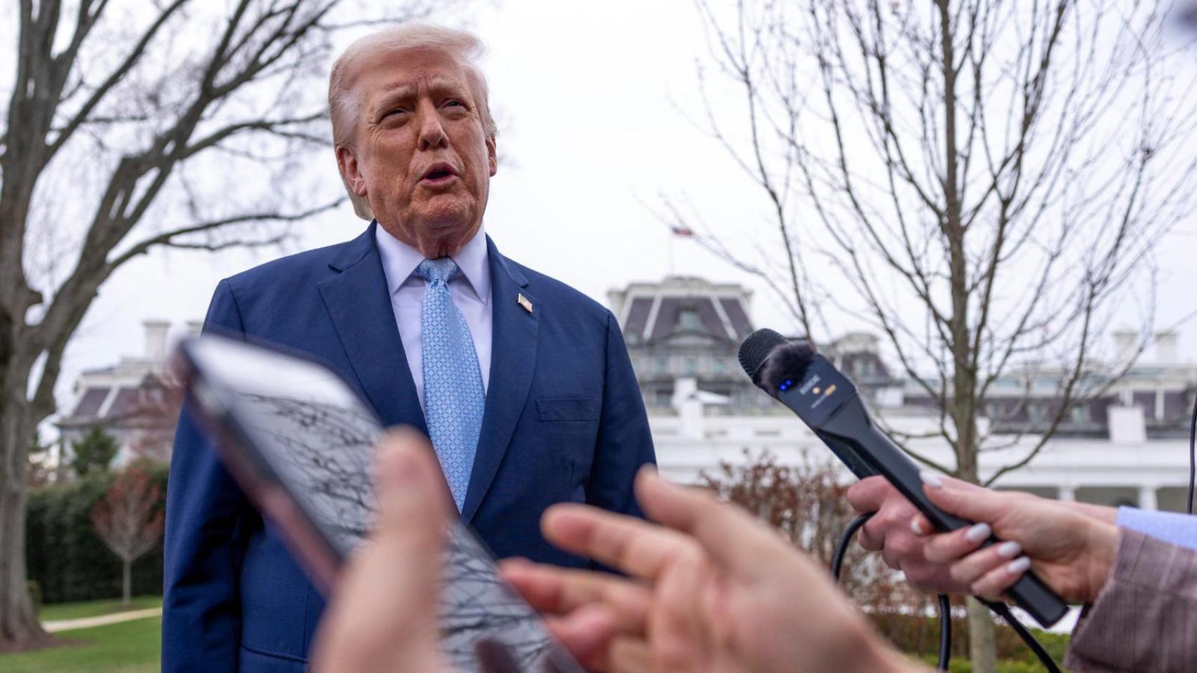 Donald Trump, al enterarse de la muerte de Chuck Norris: Era un gran tipo.