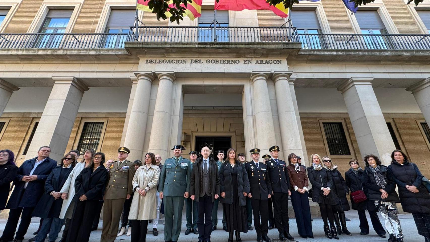 Minuto de silencio de la Delegación de Gobierno en Zaragoza.