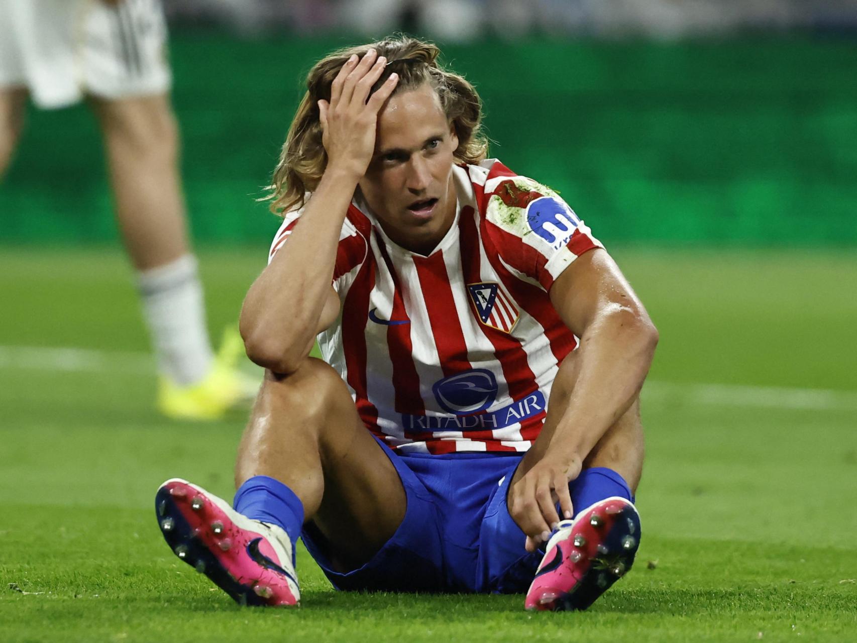 Real Madrid - Atlético, fútbol hoy en directo | Marcos Llorente sale lesionado en el derbi de LaLiga