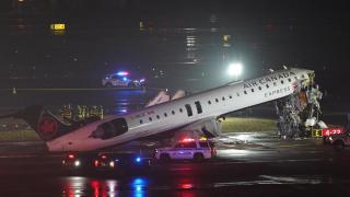 Estado en el que ha quedado el avión de Air Canada tras el choque.