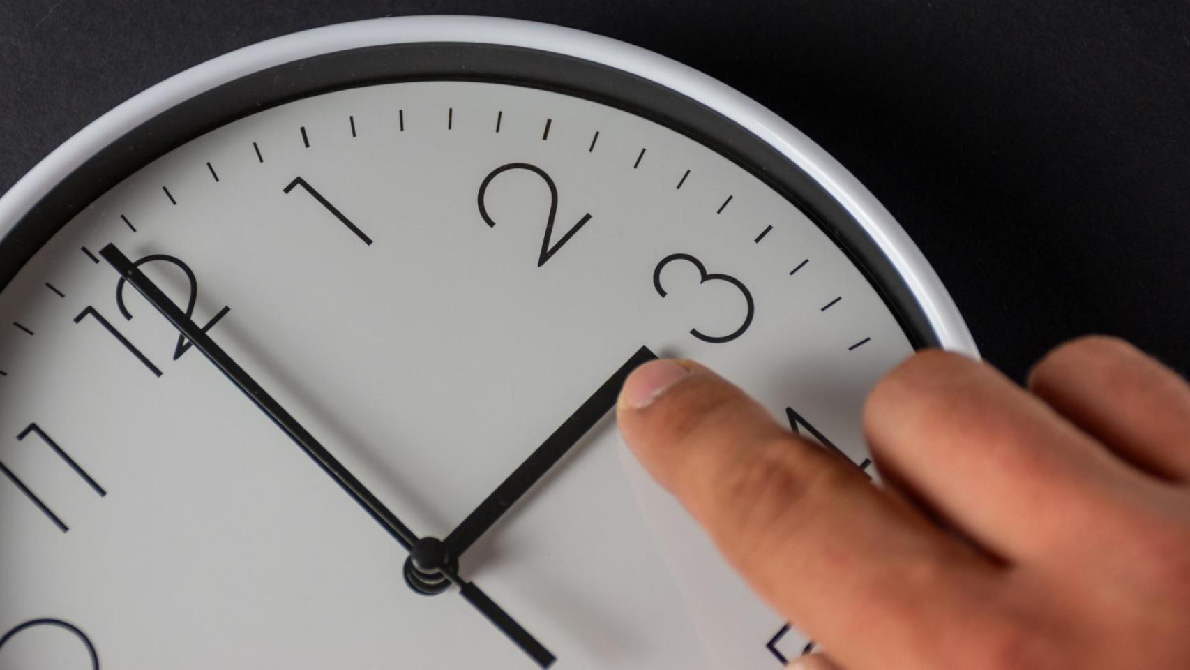 Ajuste el reloj al horario de verano