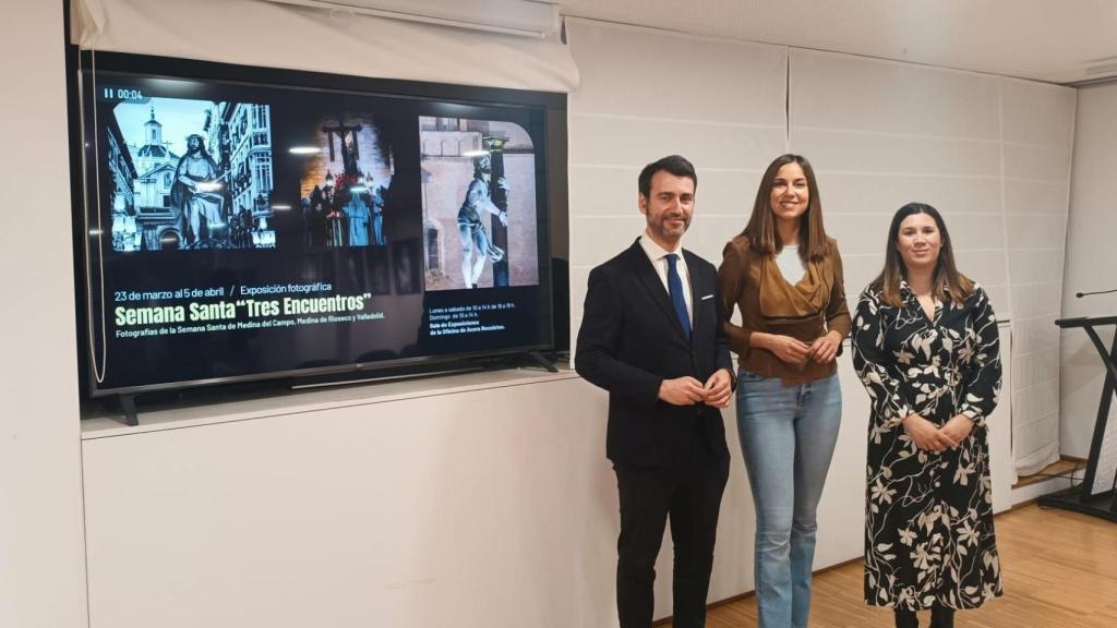 David Esteban, alcalde de Medina de Rioseco, Blanca Jiménez, concejala del Ayuntamiento de Valladolid, y Nadia González, concejala del Ayto. de Medina del Campo.