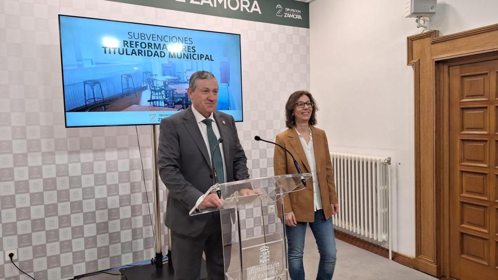 El presidente de la Diputación de Zamora, Javier Faúndez Domínguez, y la vicepresidenta tercera y diputada de Fondos Europeos, Emprendimiento e Igualdad, Amaranta Ratón Fresno.
