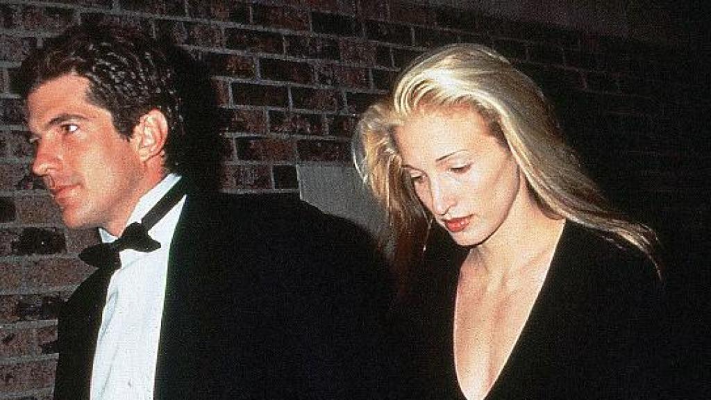 John Kennedy Jr. y Carolyn Bessette en 1994.