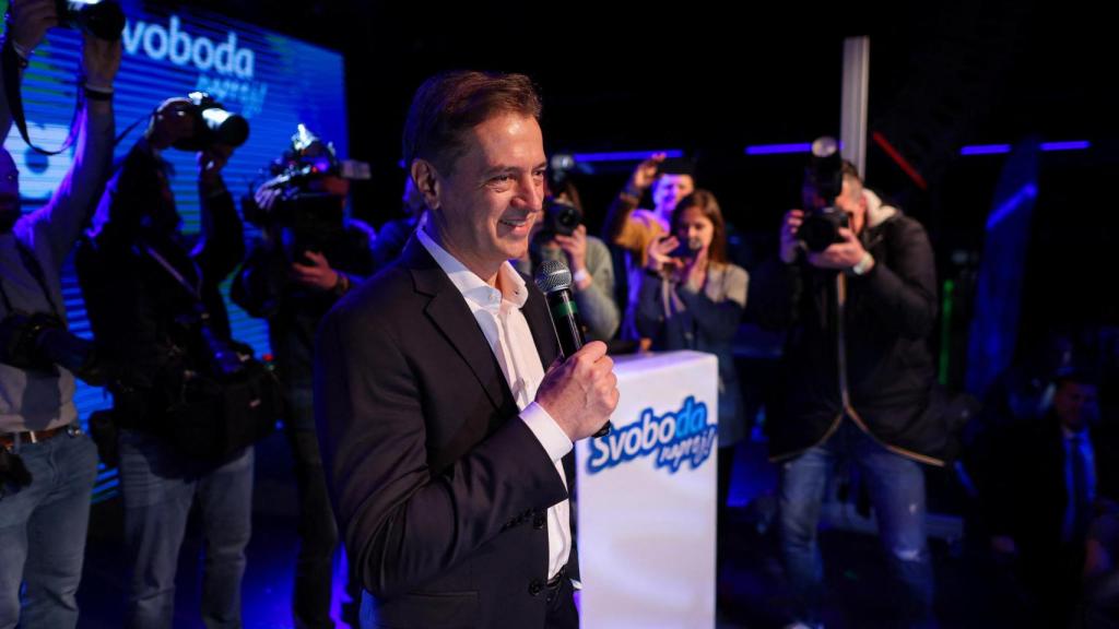 Robert Golob, ganador de las elecciones en Eslovenia, tras conocerse los resultados.