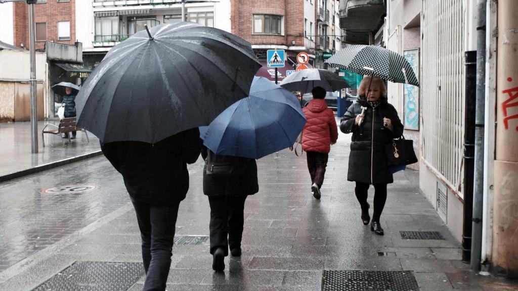 Un día de lluvia en Ponferrada el pasado mes de febrero