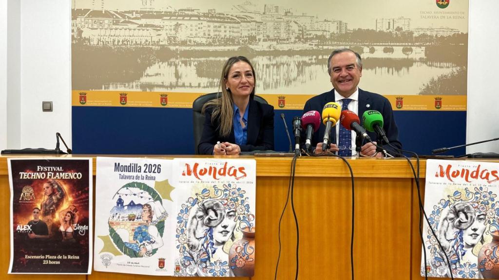 Presentación carteles Las Mondas y La Mondilla de Talavera de la Reina.