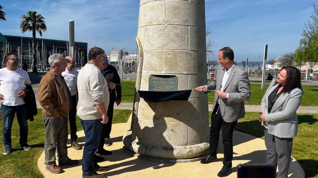 El Puerto de Vigo rinde homenaje a los fareros: Una profesión vocacional que nos recuerda la soledad del mar