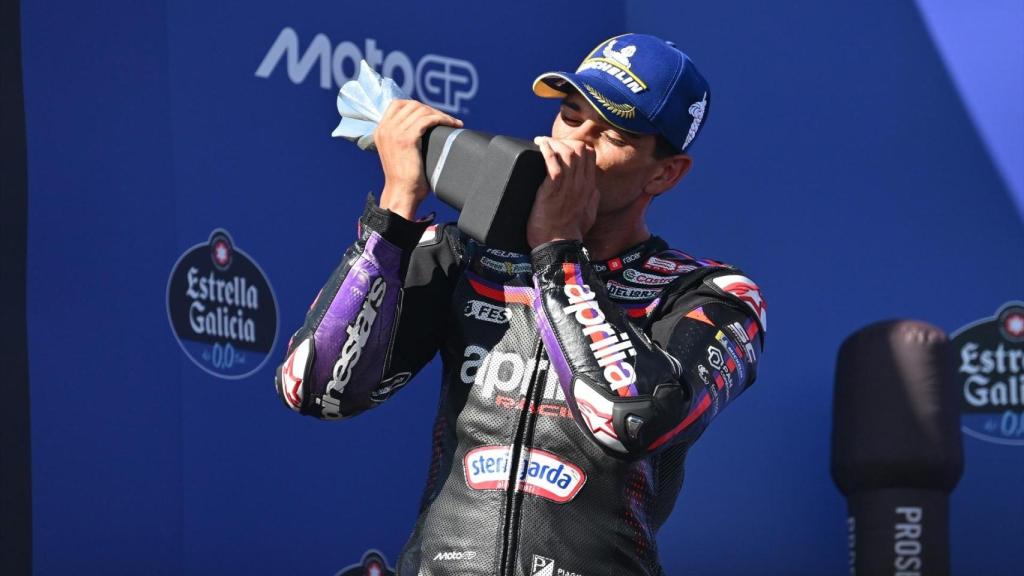 Jorge Martín celebra el segundo puesto en el GP de Brasil.