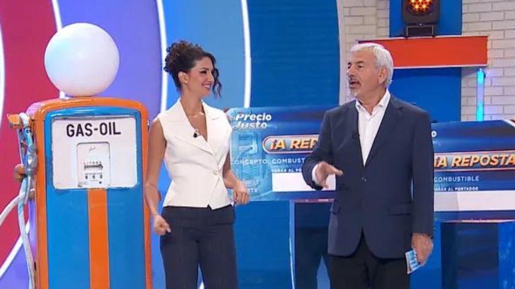Carlos Sobera y Tania Medina en '¡Allá tú!'.