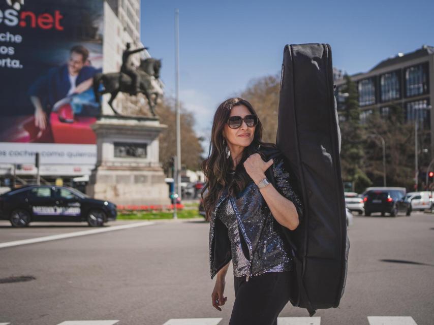 Marilia, siempre con su guitarra a cuestas, en Madrid.