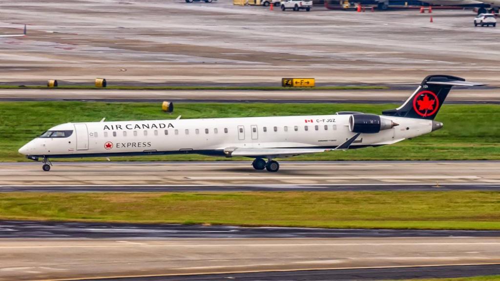 El avión CRJ-900 de Air Canada.