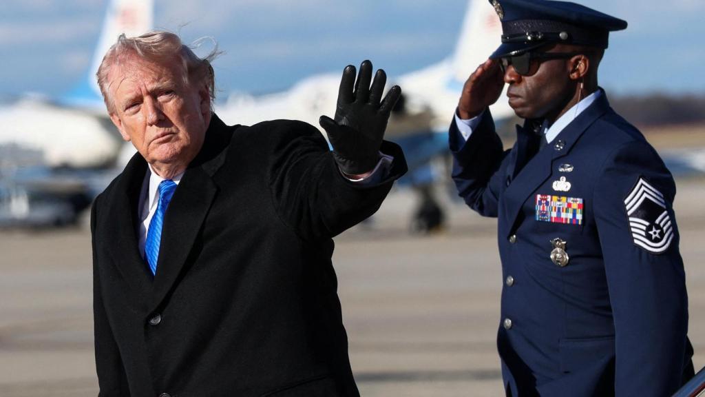 Donald Trump en la base conjunta Andrews en Maryland, EEUU, este lunes.