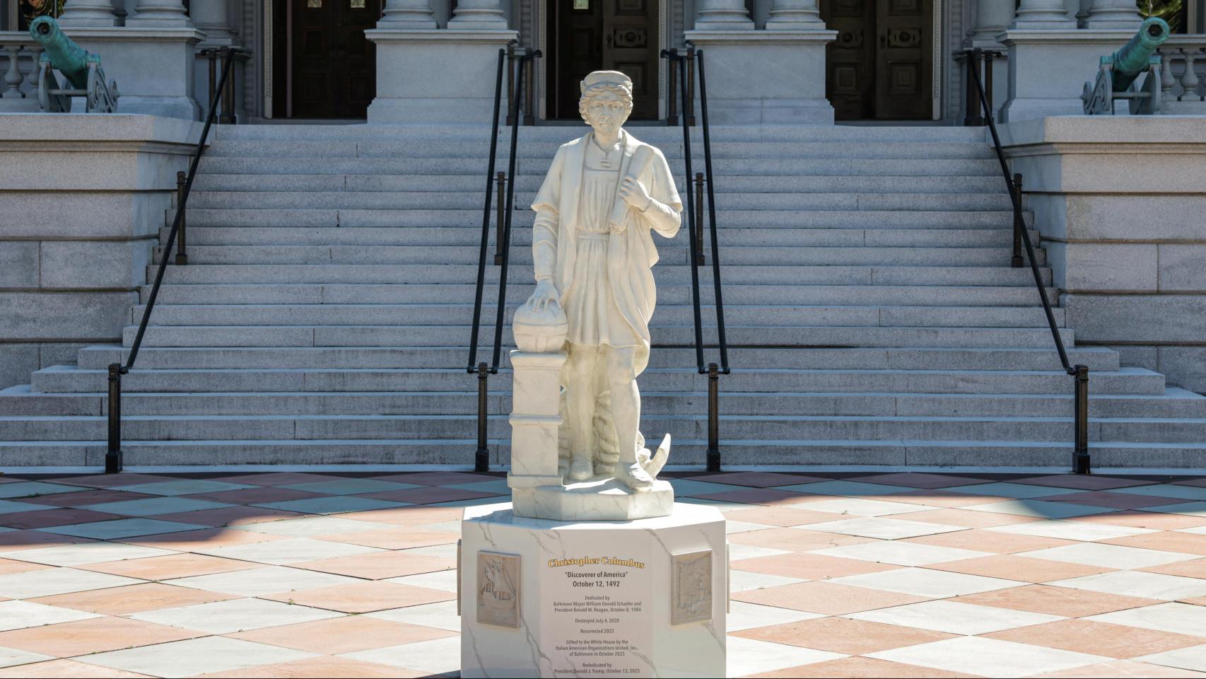 La estatua de Cristóbal Colón en la Casa Blanca.