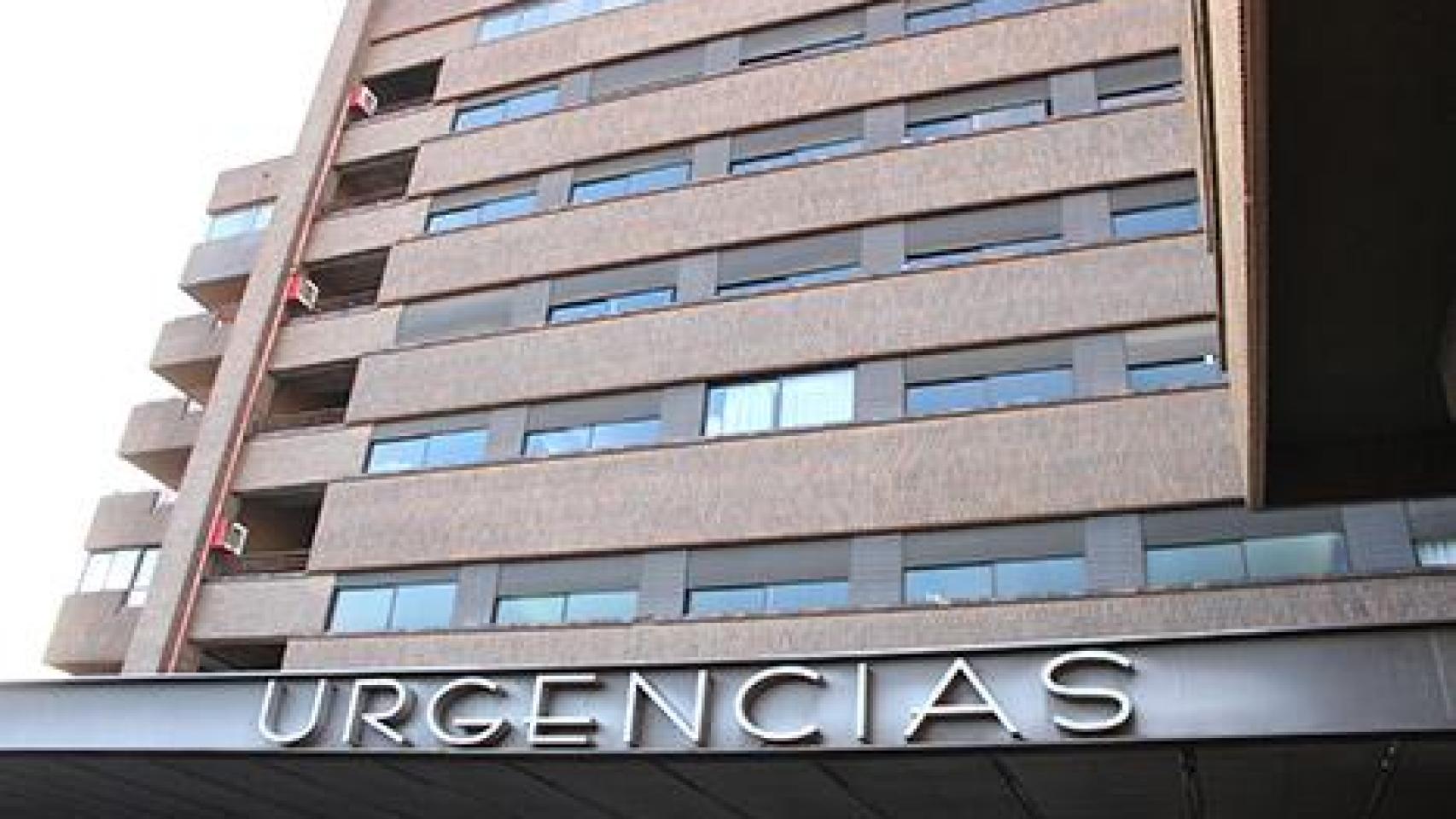 Entrada al servicio de Urgencias del hospital de Albacete.