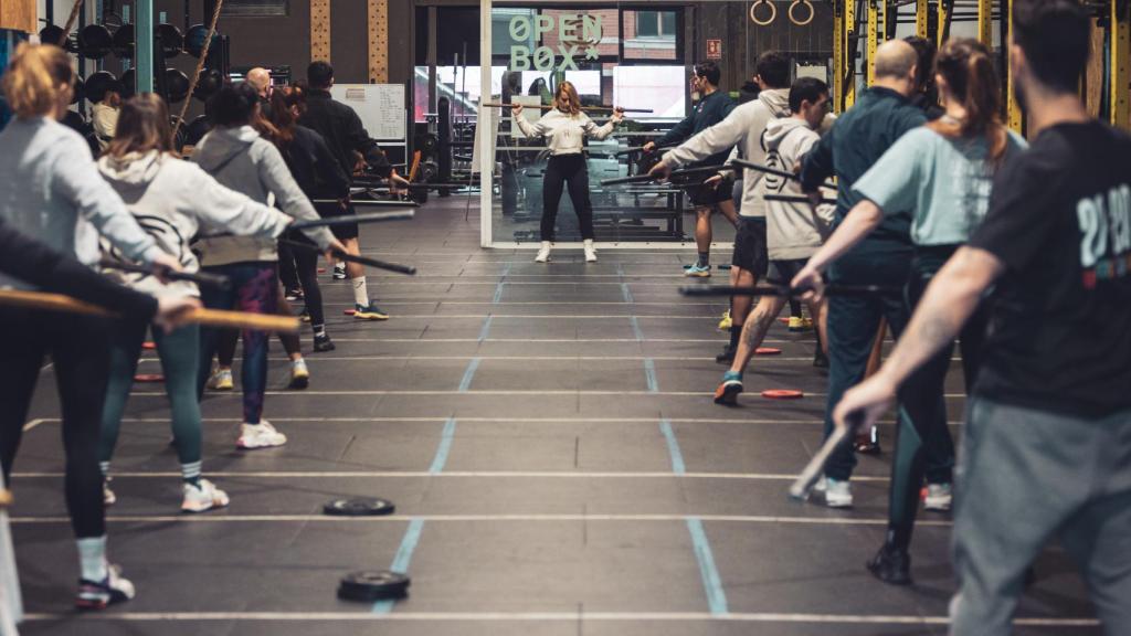 Lydia Valentín durante el seminario en CrossFit Cobeña.