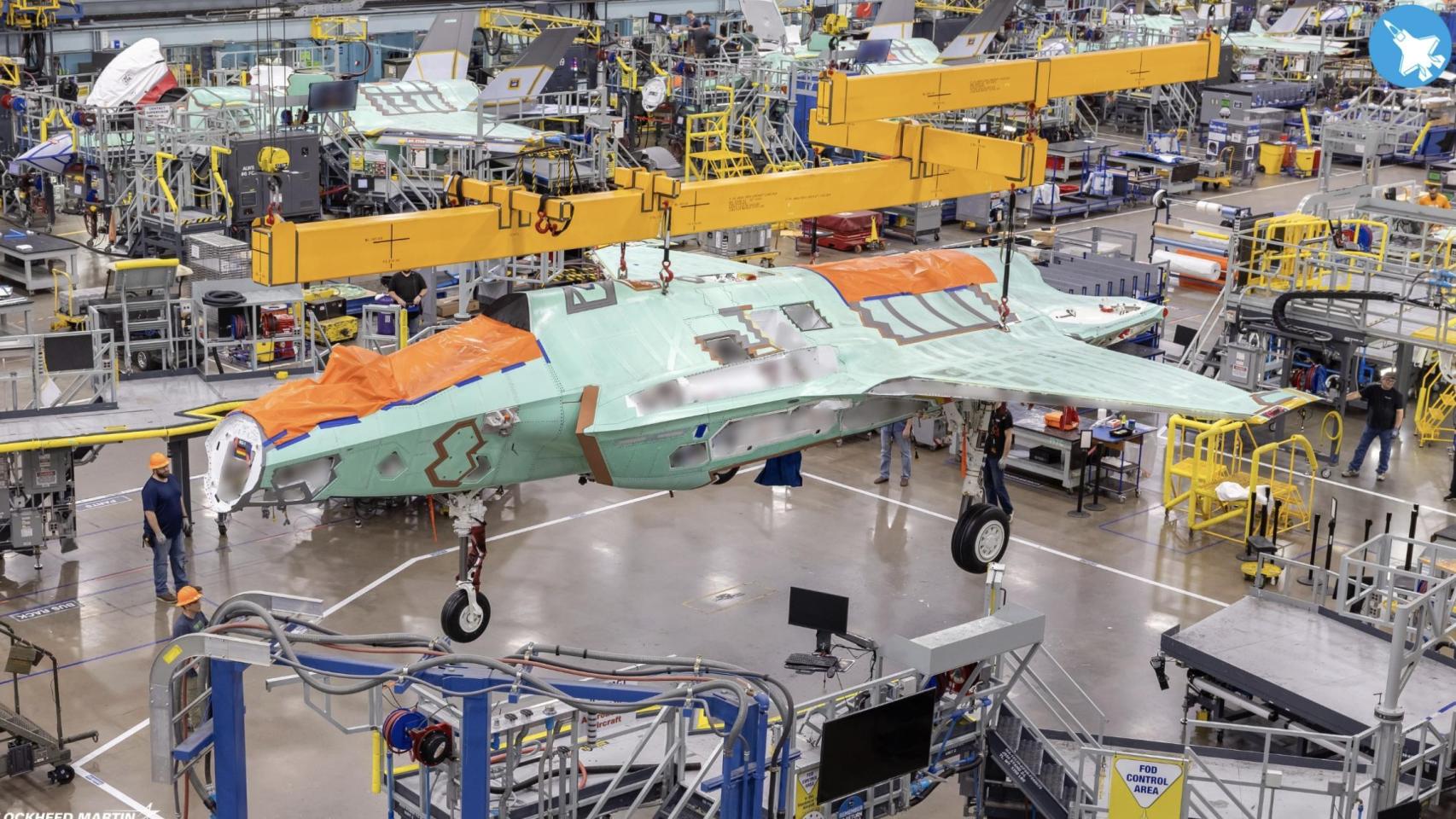 El primer caza furtivo F-35A en la planta de Lockheed Martin en Fort Worth (Texas).