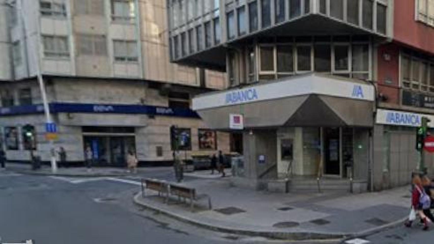 Un coche y un camión protagonizan un accidente leve en Juan Flórez, en A Coruña, sin heridos