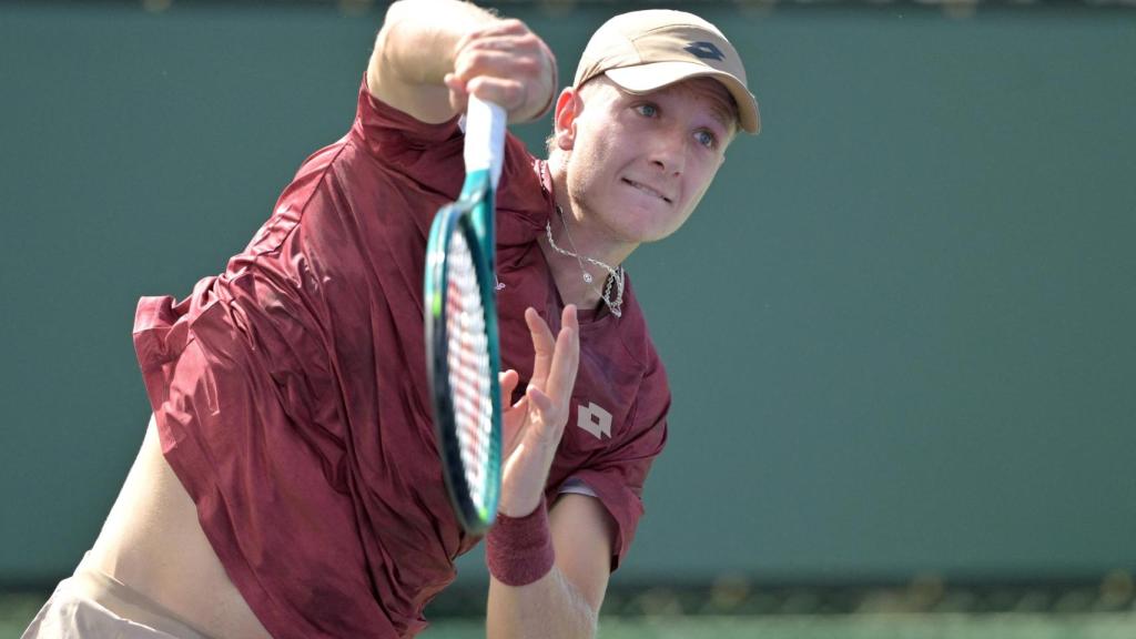 Martín Landaluce ejecuta un golpe en el Masters 1.000 de Miami.