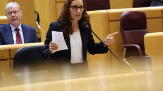 Mónica García, ministra de Sanidad en una sesión plenaria en el Senado, a 17 de marzo de 2026.